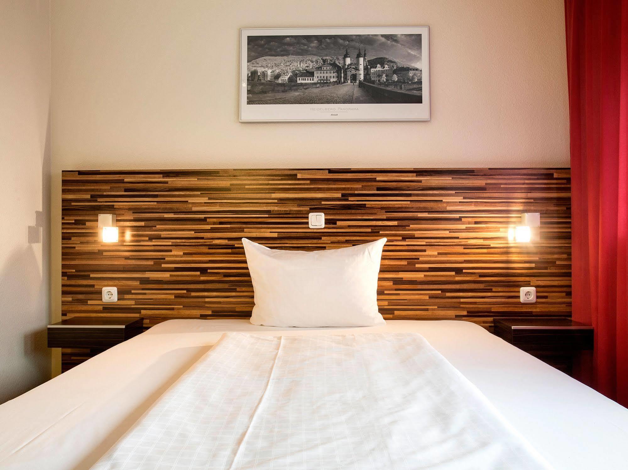 Hotelo Hotel 3*