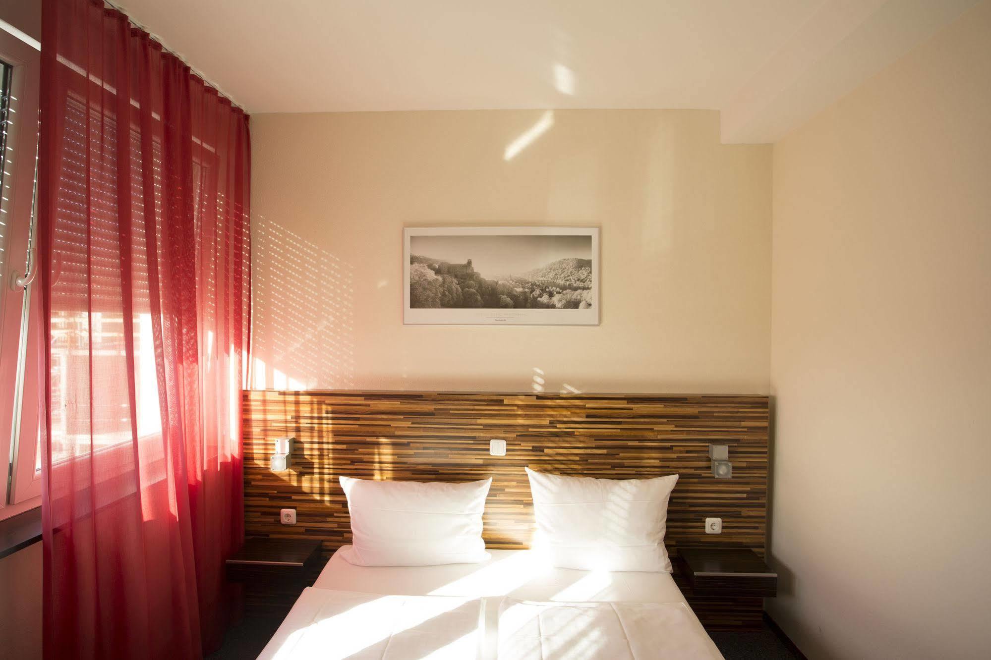 Hotel Hotelo 3*